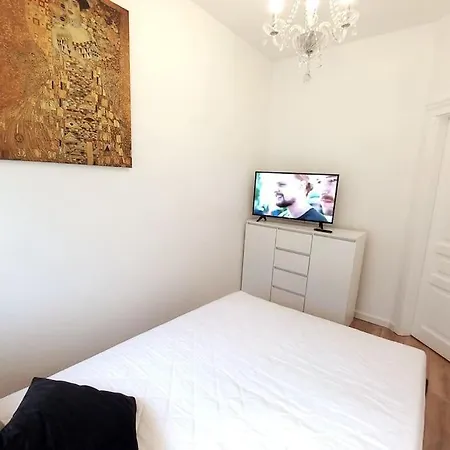 Old Town - Traugutta Street Flat 9 クラクフ